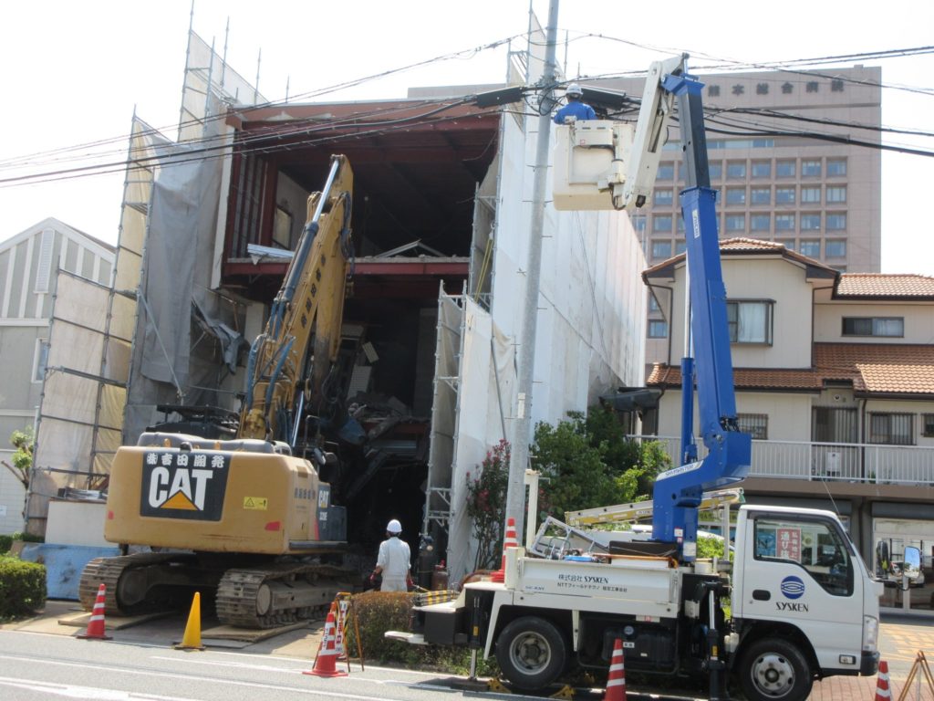 元地域小規模児童養護施設の解体状況の1週間